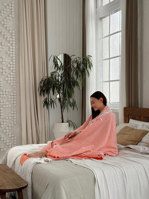 Valencia Cotton Blend Throw Blanket – Orange & White Zigzag Pattern