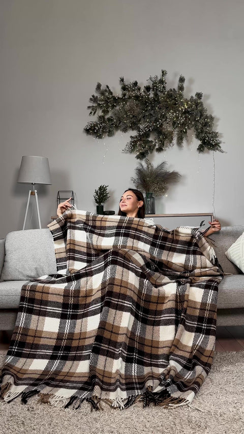 Elf Coffee & Oat New Zealand Wool Throw Blanket – Caramel, Beige & Warm Brown Check
